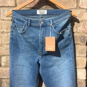 NWT - Reformation High & Skinny Crop - Size 30